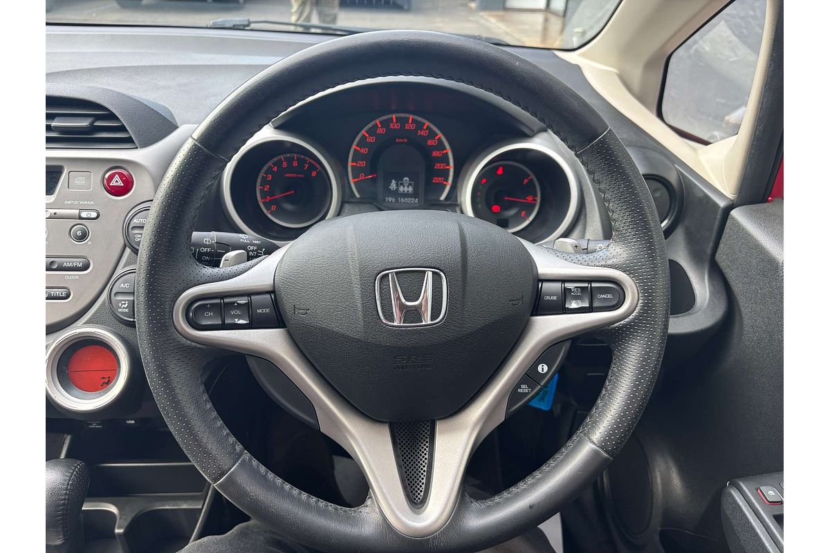 2014 Honda Jazz Vibe-S GE