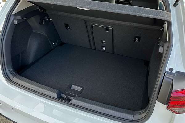 2024 Volkswagen Golf 110TSI Life 8