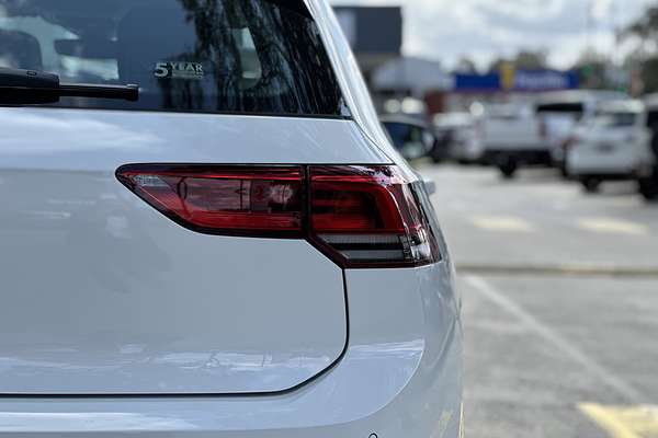 2024 Volkswagen Golf 110TSI Life 8