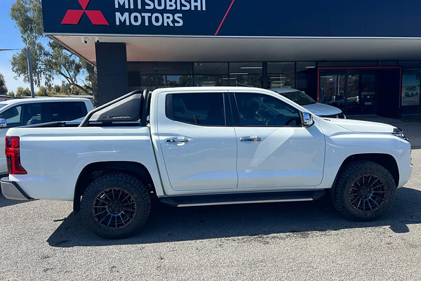 2024 Mitsubishi Triton GLS MV 4X4