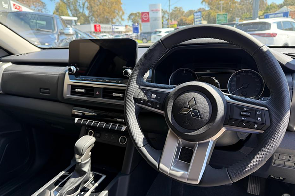 2024 Mitsubishi Triton GLS MV 4X4