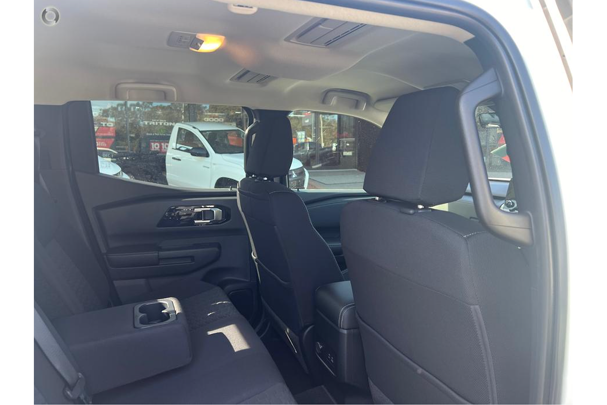2024 Mitsubishi Triton GLS MV 4X4