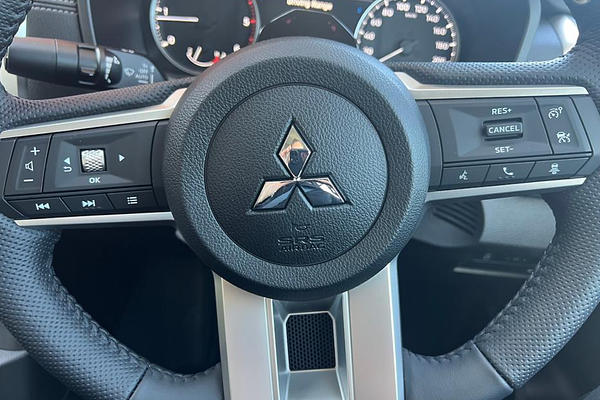 2024 Mitsubishi Triton GLS MV 4X4