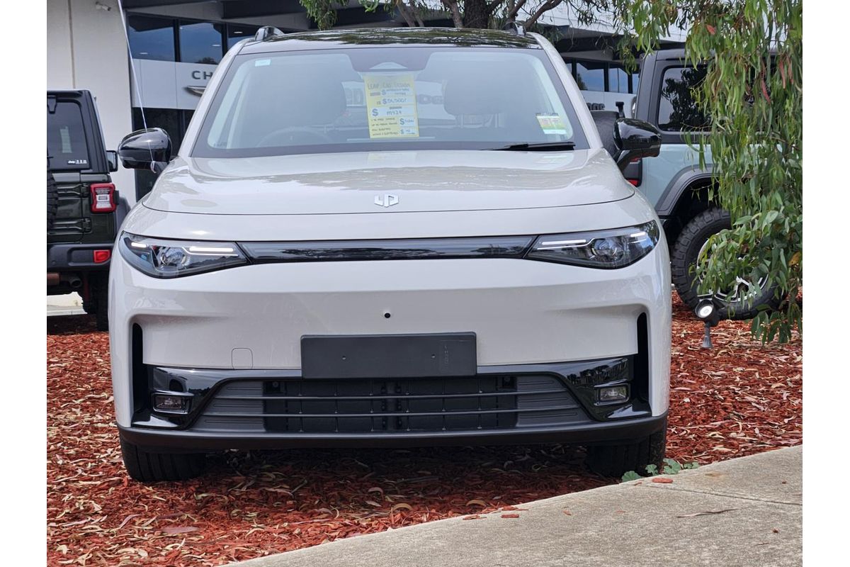 2024 Leapmotor C10 Design B11