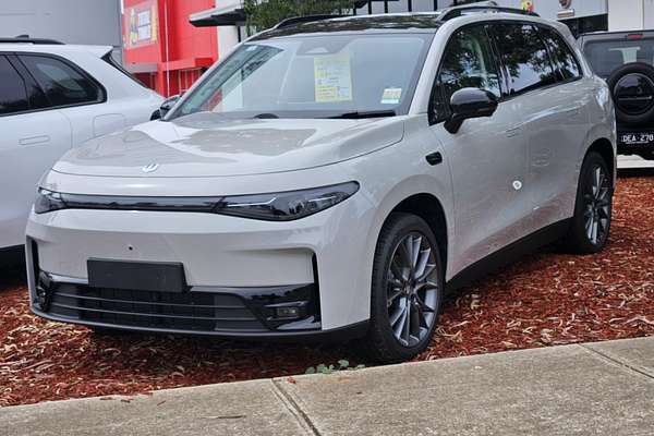 2024 Leapmotor C10 Design B11