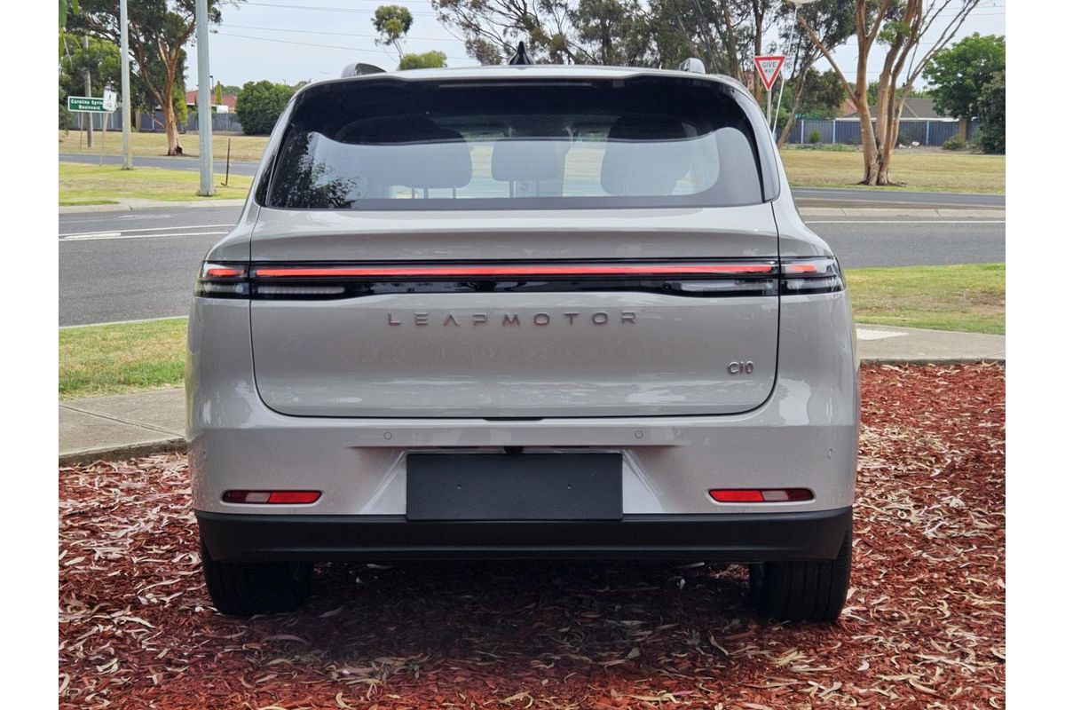 2024 Leapmotor C10 Design B11