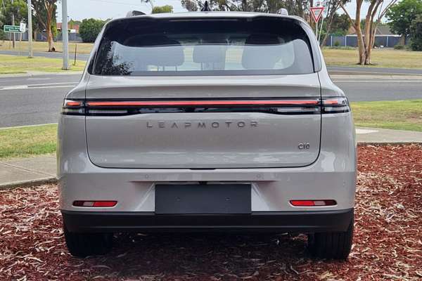 2024 Leapmotor C10 Design B11