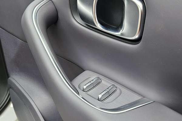 2024 Leapmotor C10 Design B11