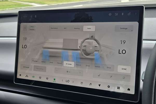 2024 Leapmotor C10 Design B11