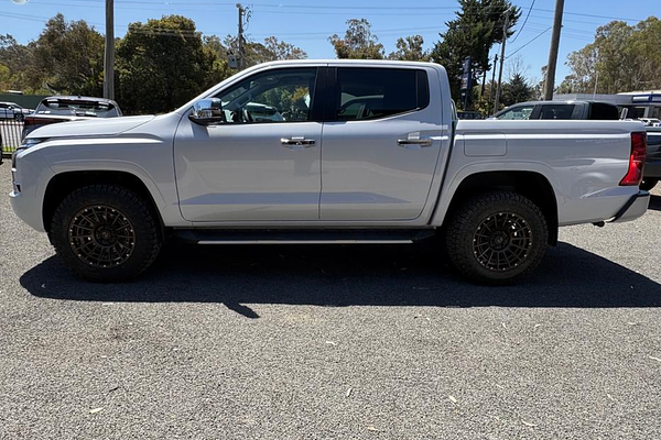 2024 Mitsubishi Triton GLS MV 4X4