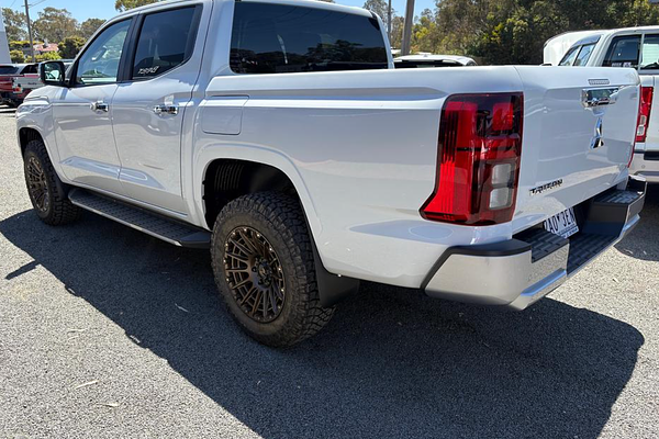 2024 Mitsubishi Triton GLS MV 4X4