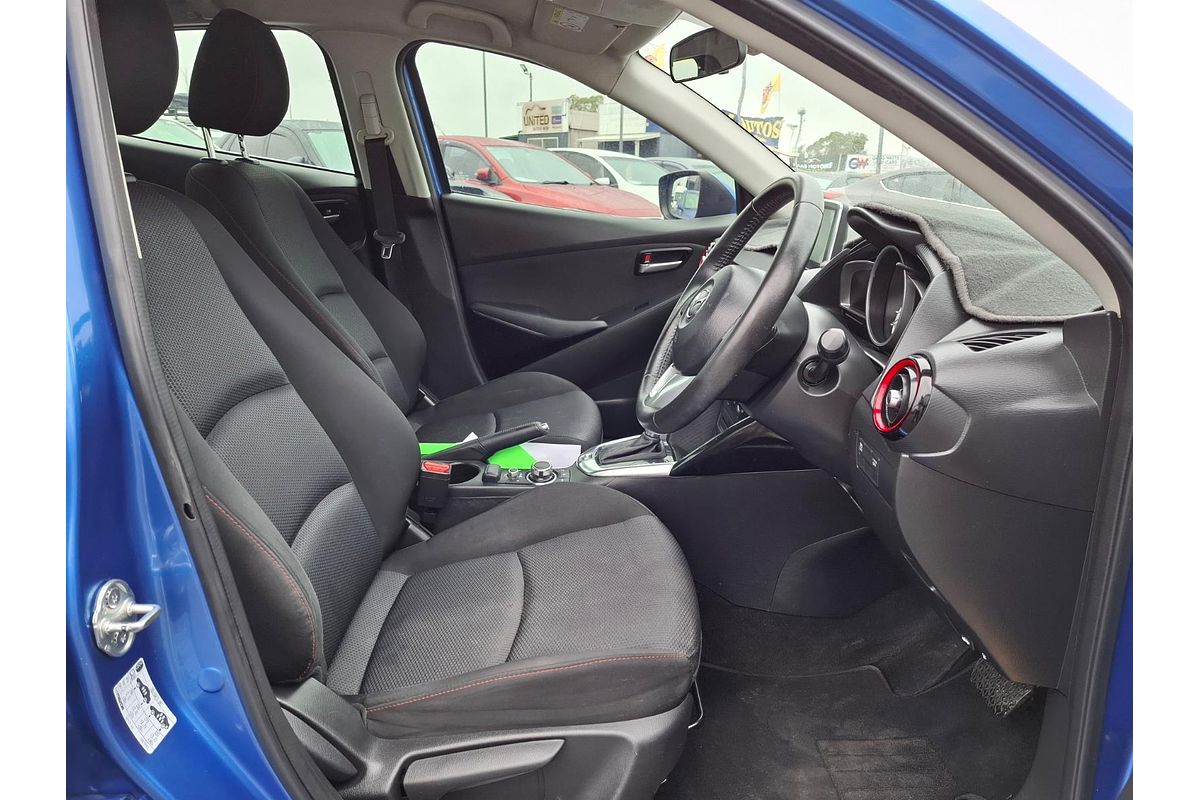 2015 Mazda 2 Maxx DL Series