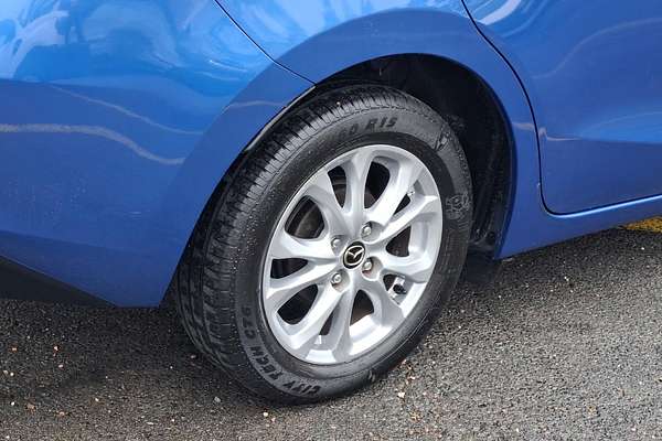 2015 Mazda 2 Maxx DL Series