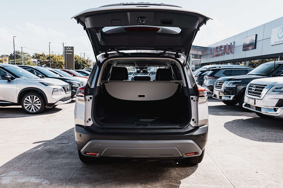 2024 Nissan X-TRAIL ST-L T33