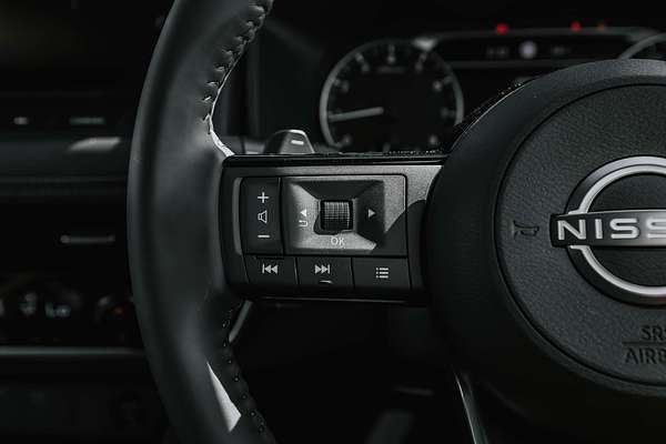 2024 Nissan X-TRAIL ST-L T33