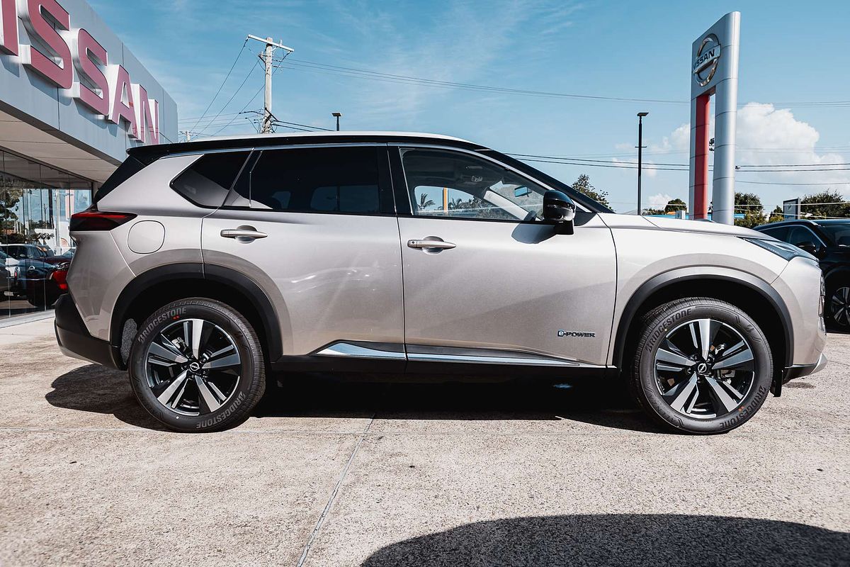 2024 Nissan X-TRAIL Ti e-POWER T33