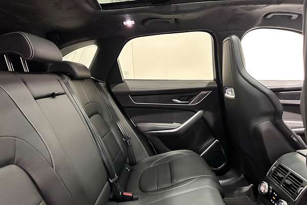 2024 Jaguar F-PACE P250 R-Dynamic SE 90th Anniversary Edition X761