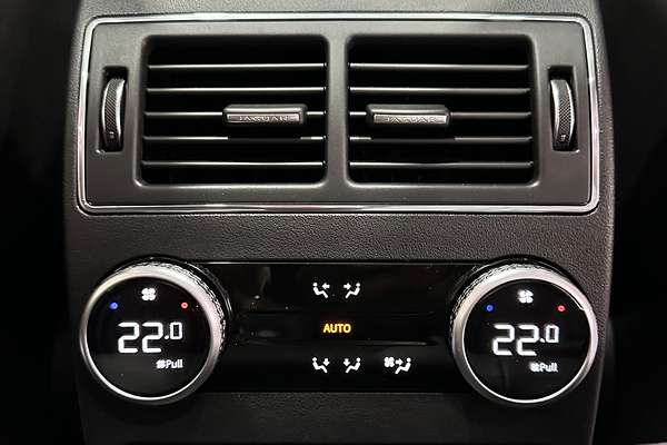 2024 Jaguar F-PACE P250 R-Dynamic SE 90th Anniversary Edition X761