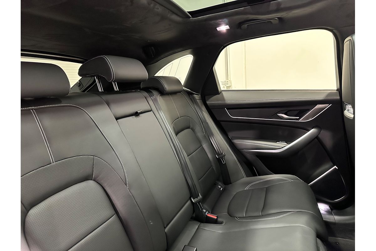 2024 Jaguar F-PACE P250 R-Dynamic SE 90th Anniversary Edition X761