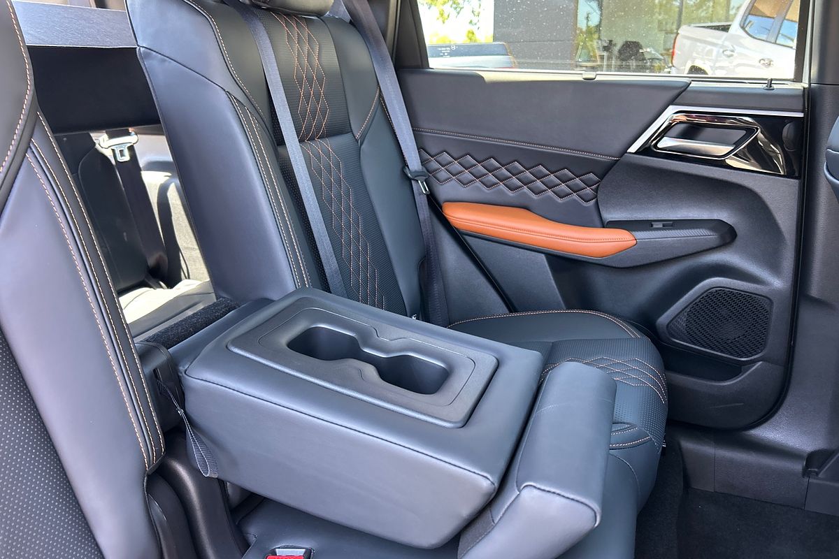 2024 Mitsubishi Outlander Exceed Tourer ZM