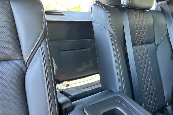 2024 Mitsubishi Outlander Exceed Tourer ZM