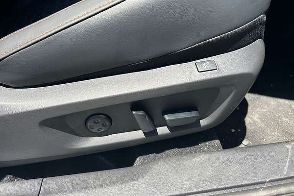 2024 Mitsubishi Outlander Exceed Tourer ZM
