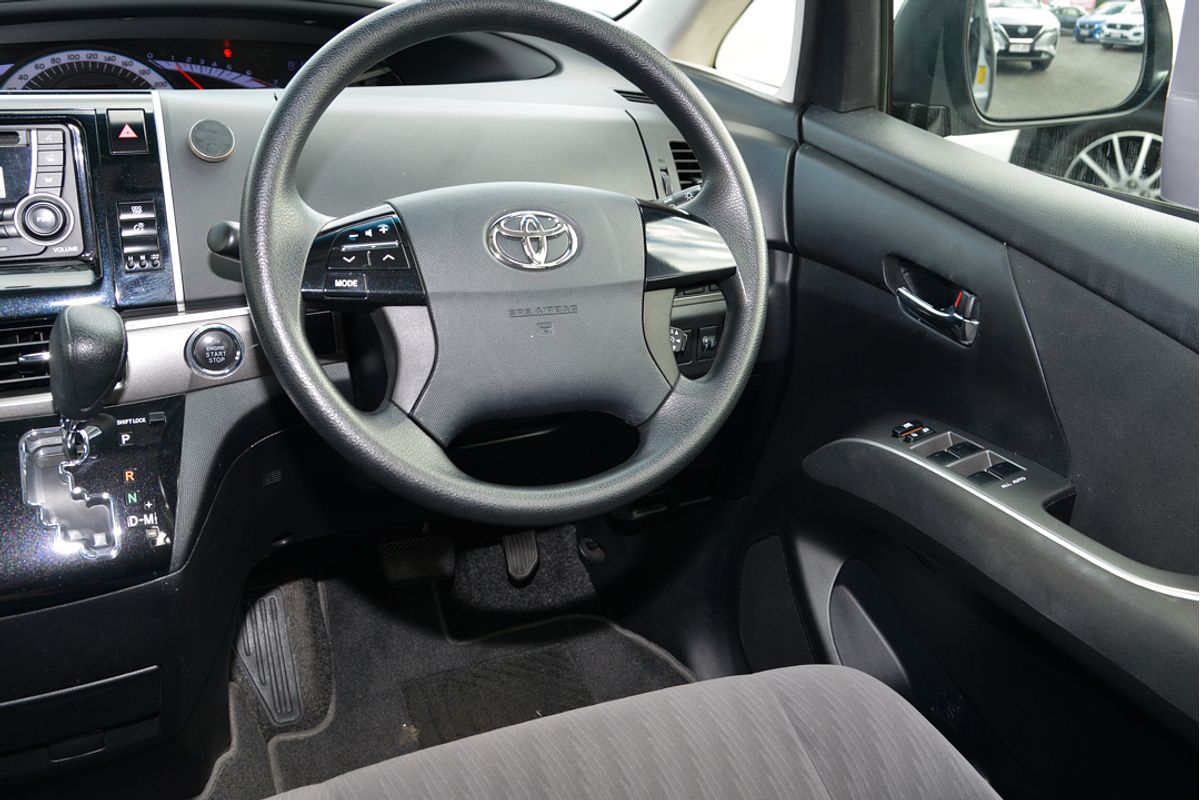 2014 Toyota Tarago GLi ACR50R