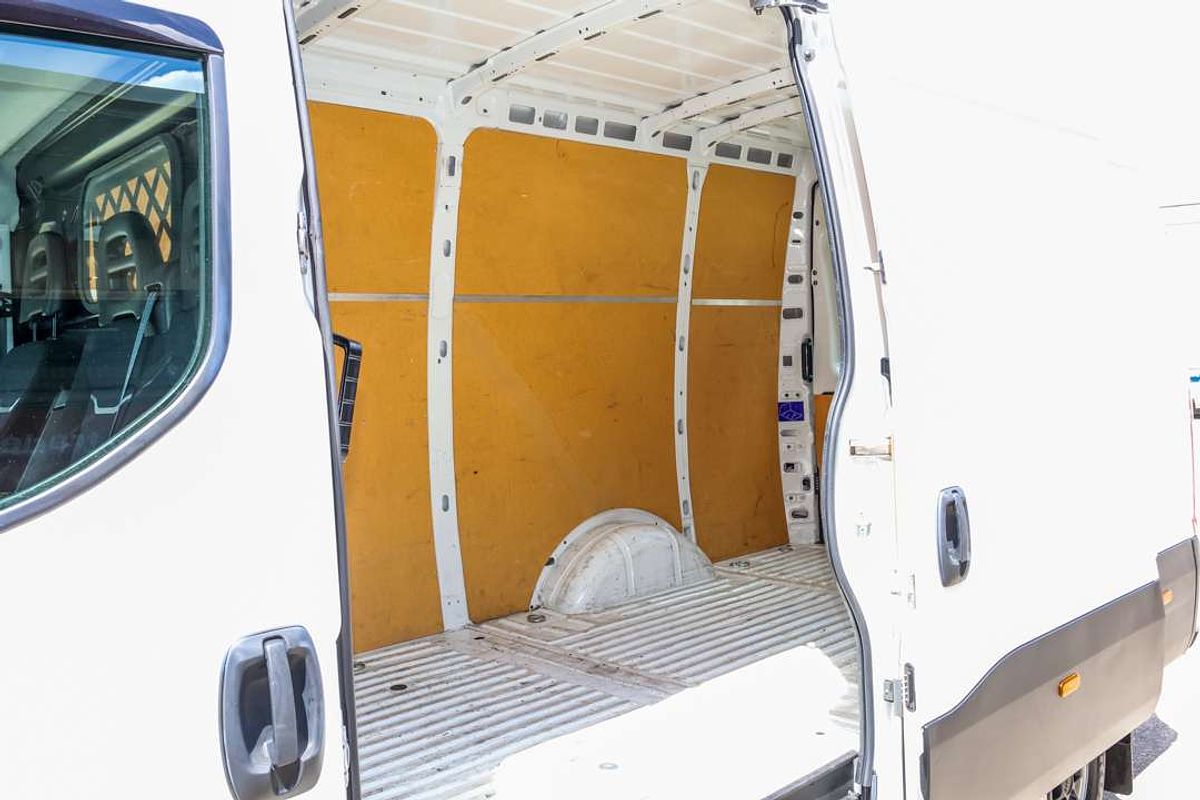 2022 Iveco Daily 35S14V