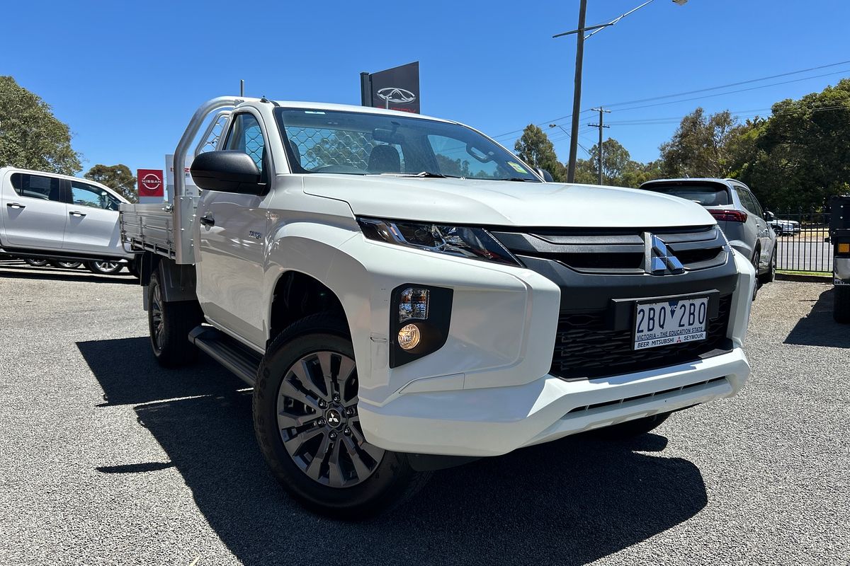 2023 Mitsubishi Triton GLX MR 4X4