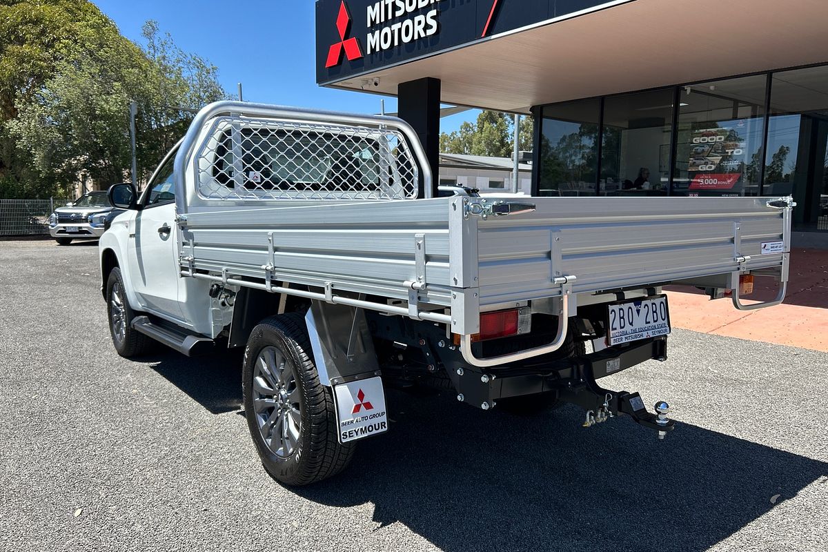 2023 Mitsubishi Triton GLX MR 4X4