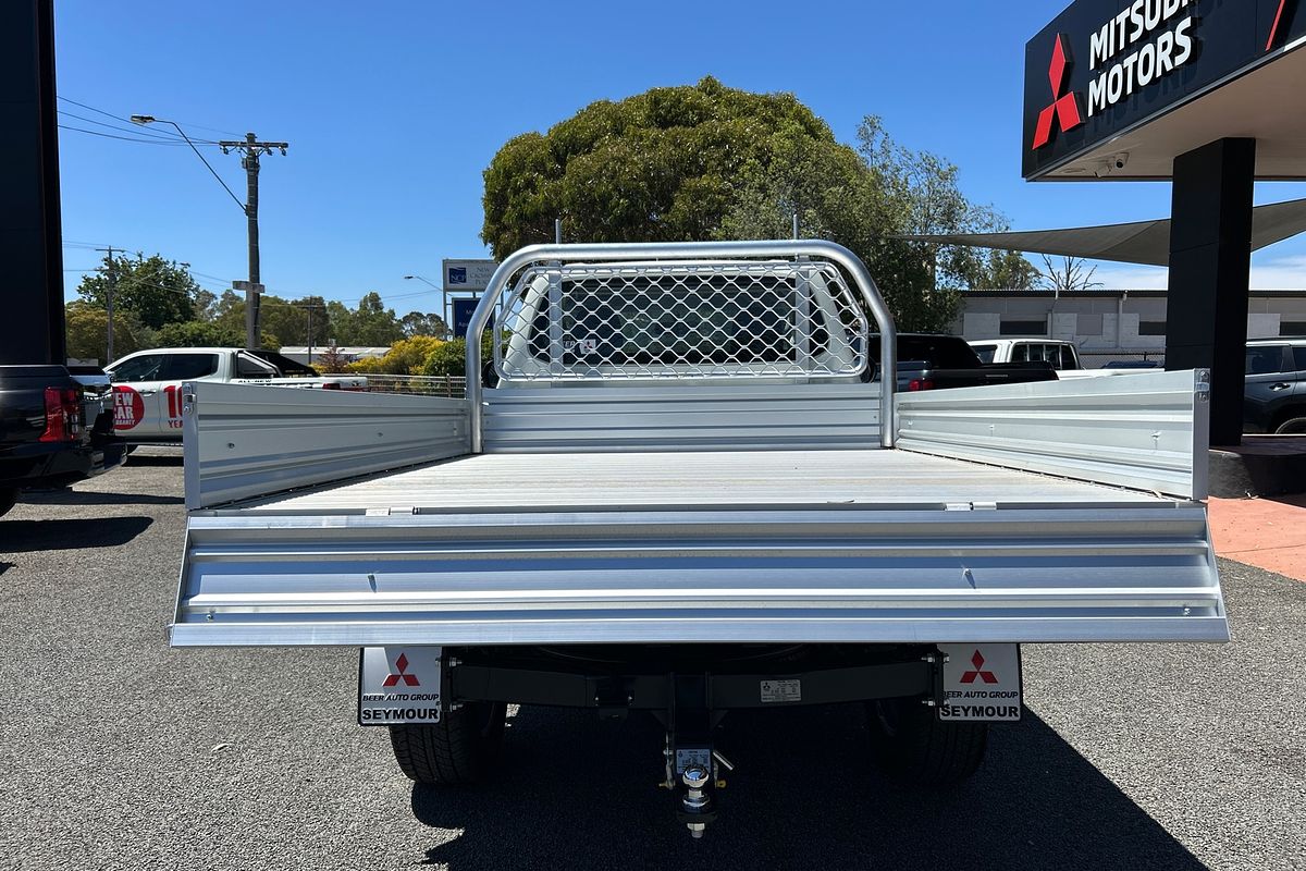2023 Mitsubishi Triton GLX MR 4X4