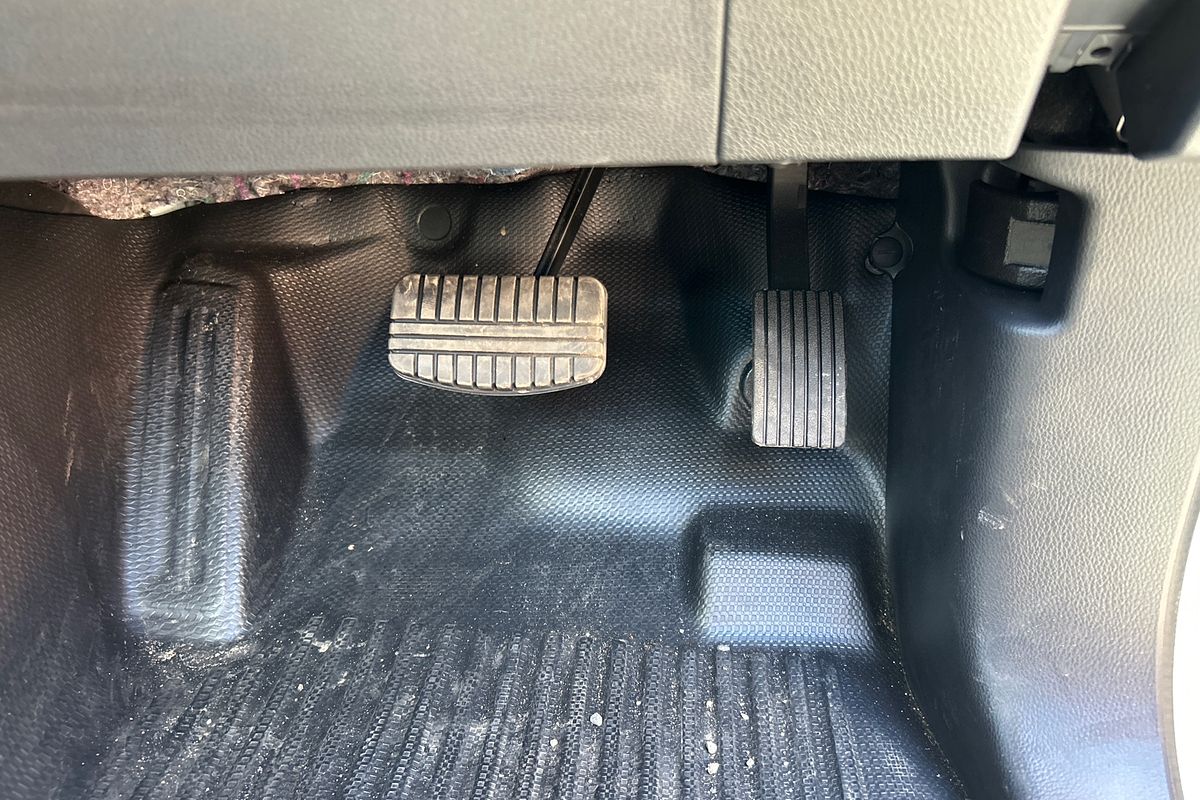 2023 Mitsubishi Triton GLX MR 4X4