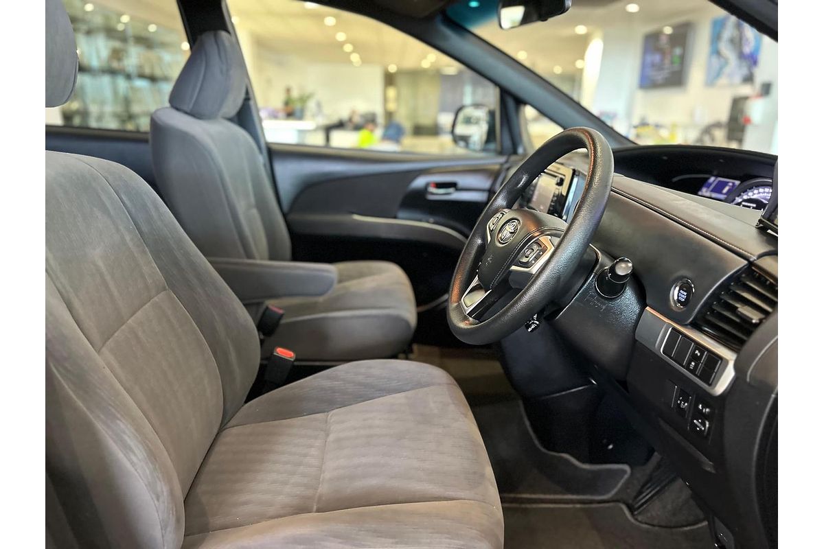 2019 Toyota Tarago GLX ACR50R