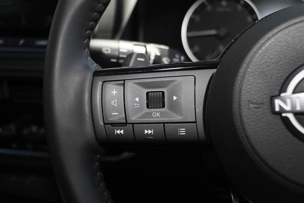 2024 Nissan X-TRAIL ST-L T33