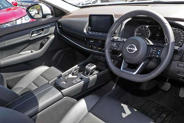 2024 Nissan X-TRAIL ST-L T33