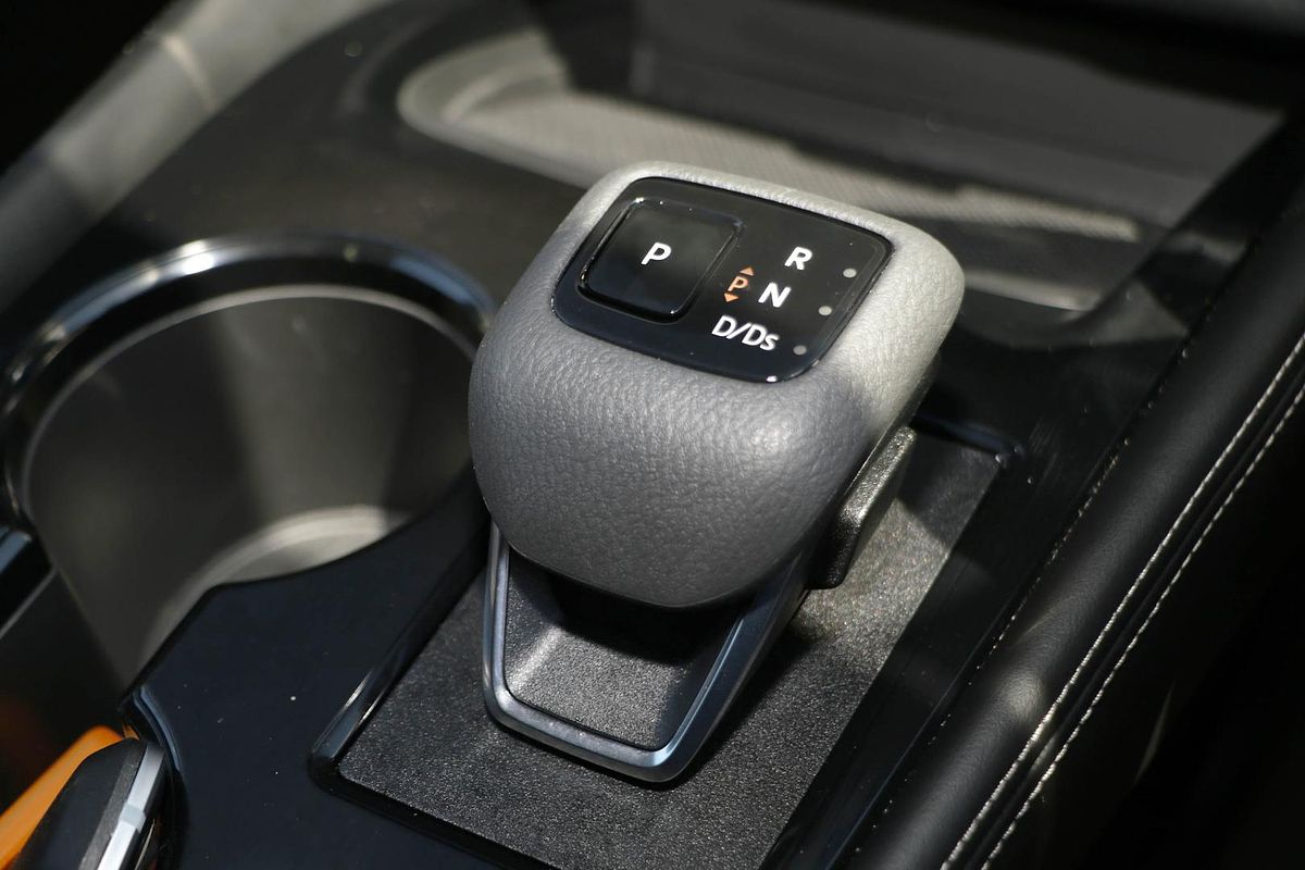 2024 Nissan X-TRAIL ST-L T33
