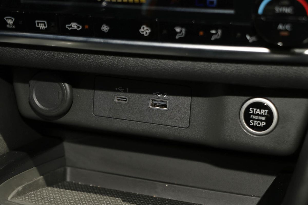 2024 Nissan X-TRAIL ST-L T33