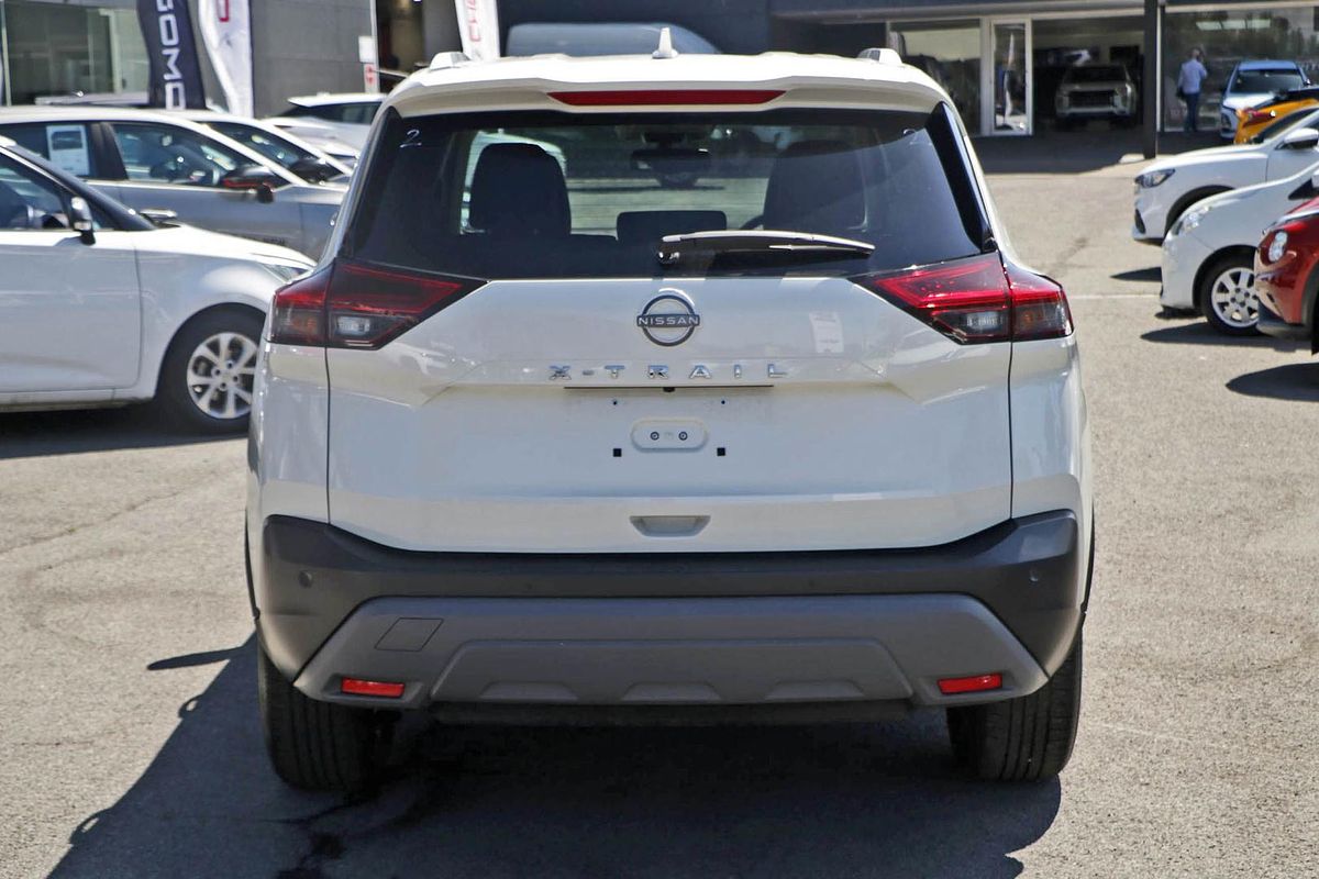 2024 Nissan X-TRAIL ST-L T33
