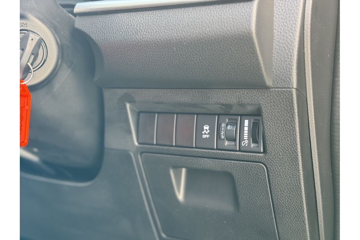 Mazda BT-50 F 6AUTO 3.0L DUAL CAB PICKUP XT 4X4