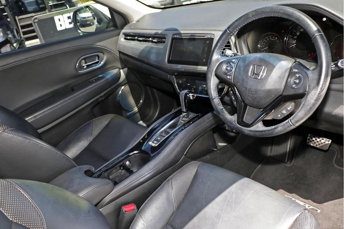 2017 Honda HR-V VTi-L