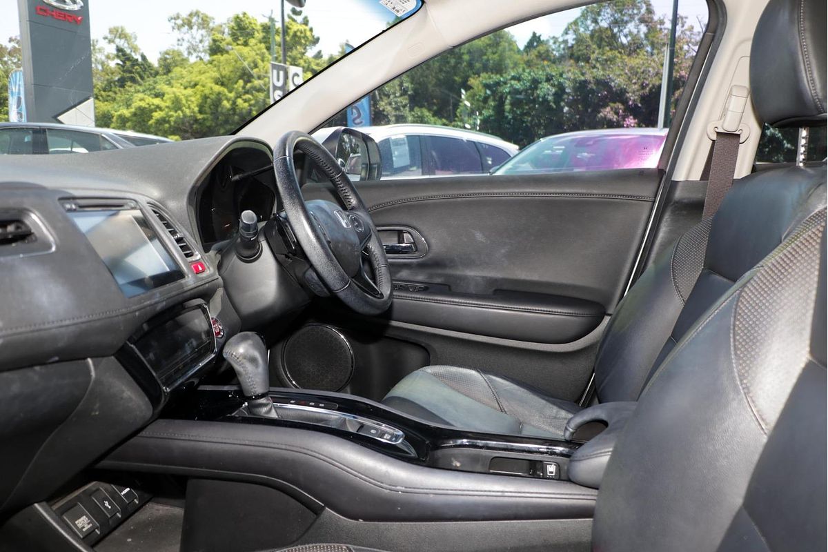 2017 Honda HR-V VTi-L