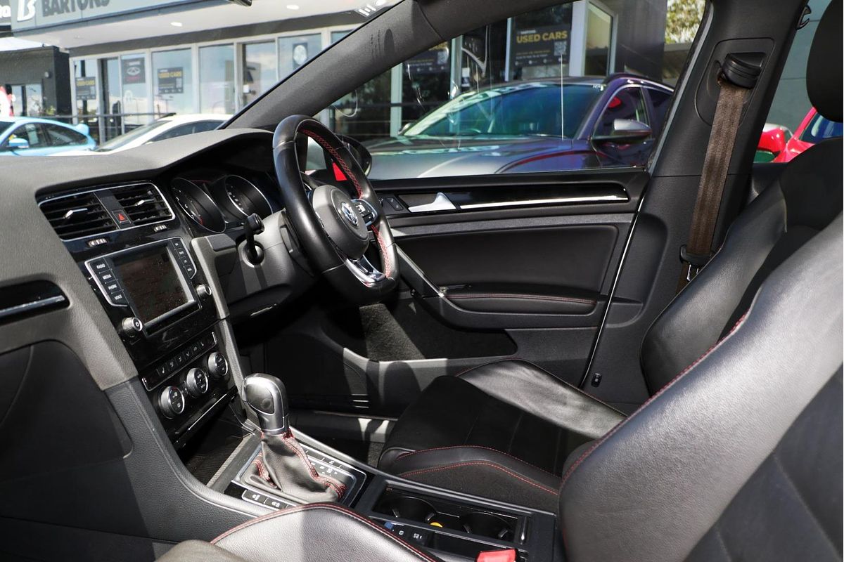 2015 Volkswagen Golf GTI 7