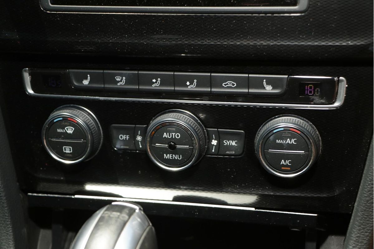 2015 Volkswagen Golf GTI 7