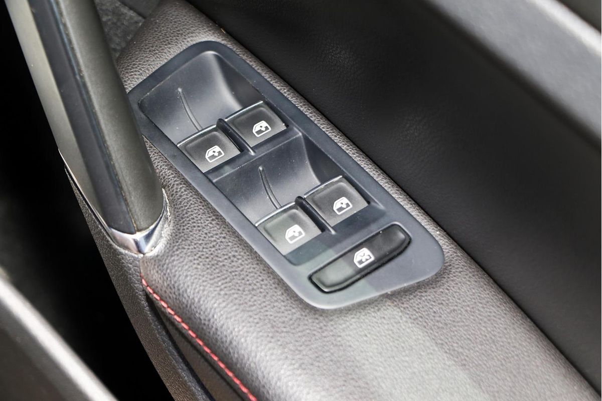 2015 Volkswagen Golf GTI 7