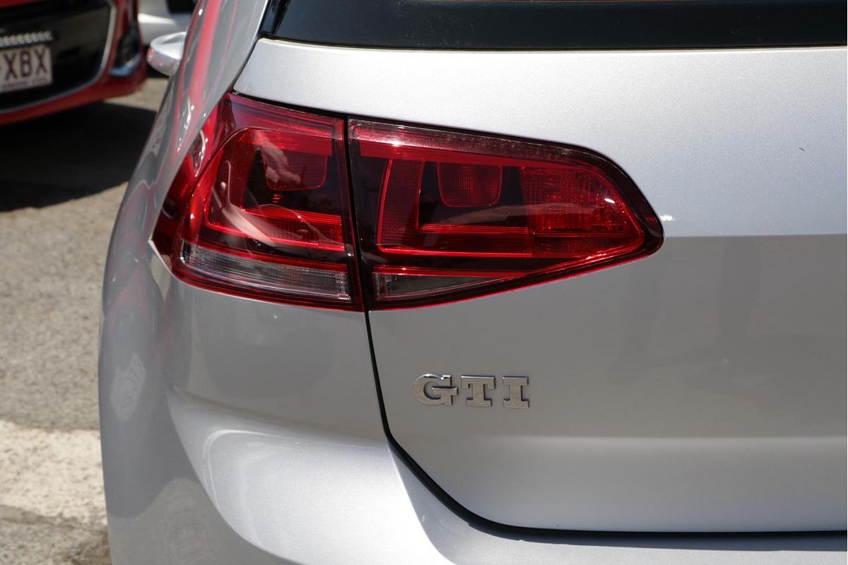 2015 Volkswagen Golf GTI 7