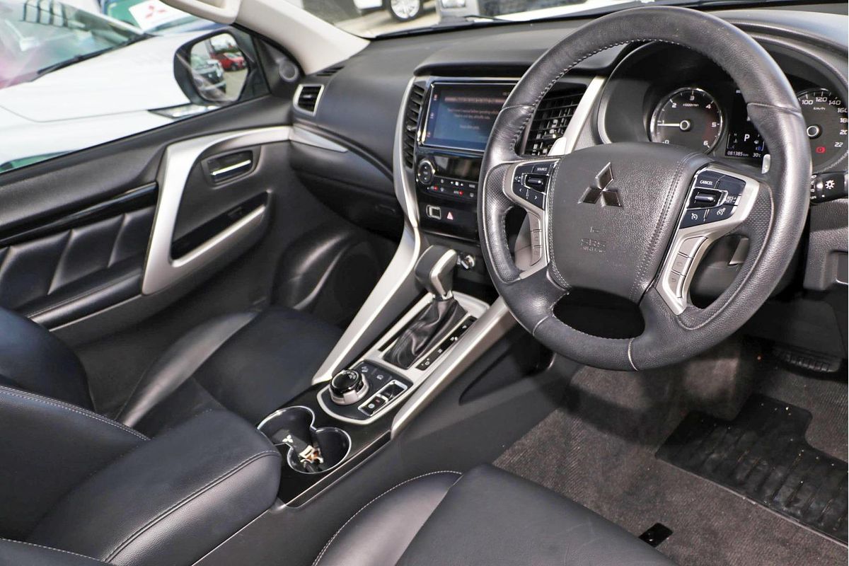 2017 Mitsubishi Pajero Sport GLS QE