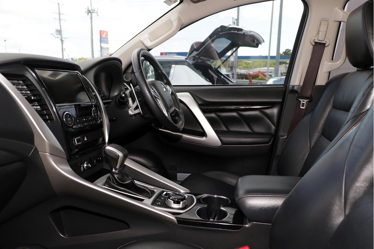 2017 Mitsubishi Pajero Sport GLS QE