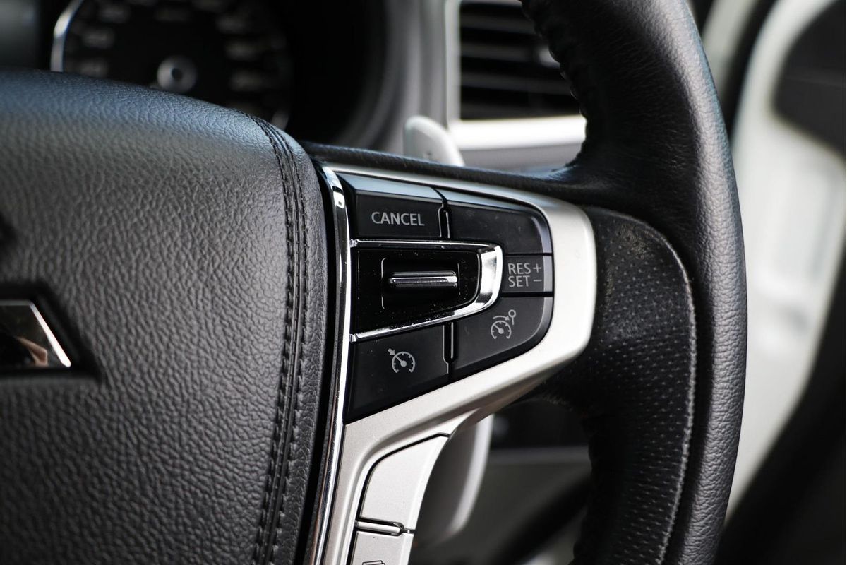 2017 Mitsubishi Pajero Sport GLS QE