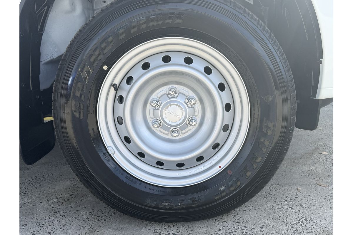 2024 Isuzu D-MAX SX High Ride Rear Wheel Drive