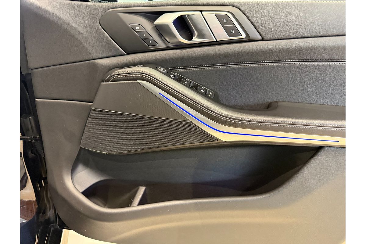 2022 BMW X5 xDrive30d M Sport G05